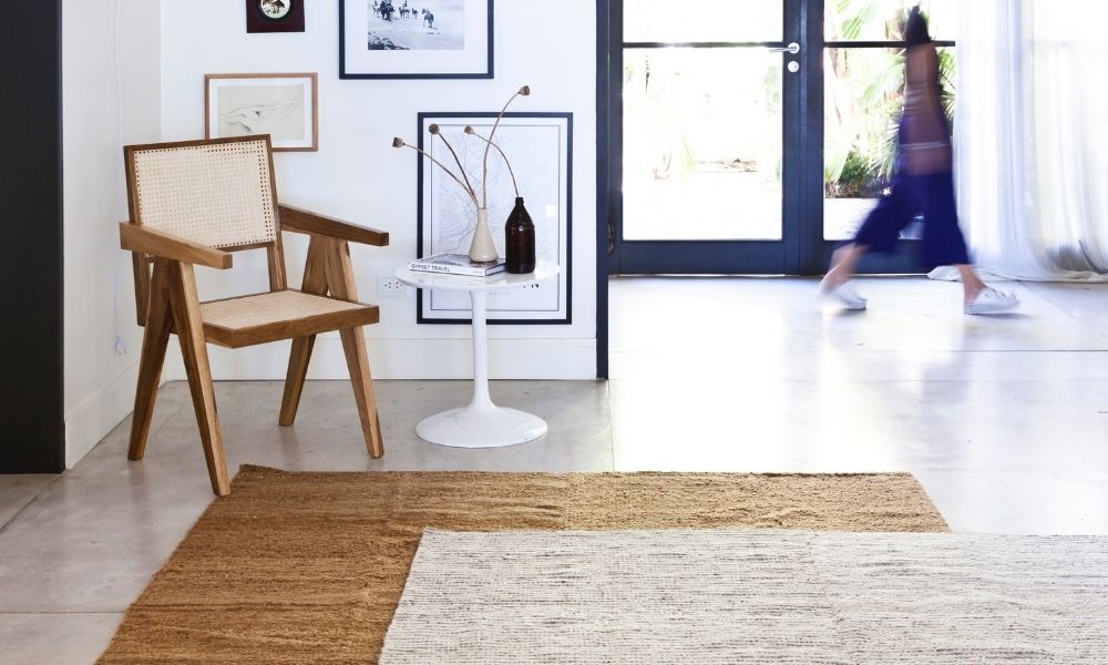 Hand-Knotted vs Hand-Woven Rug: What's the difference?