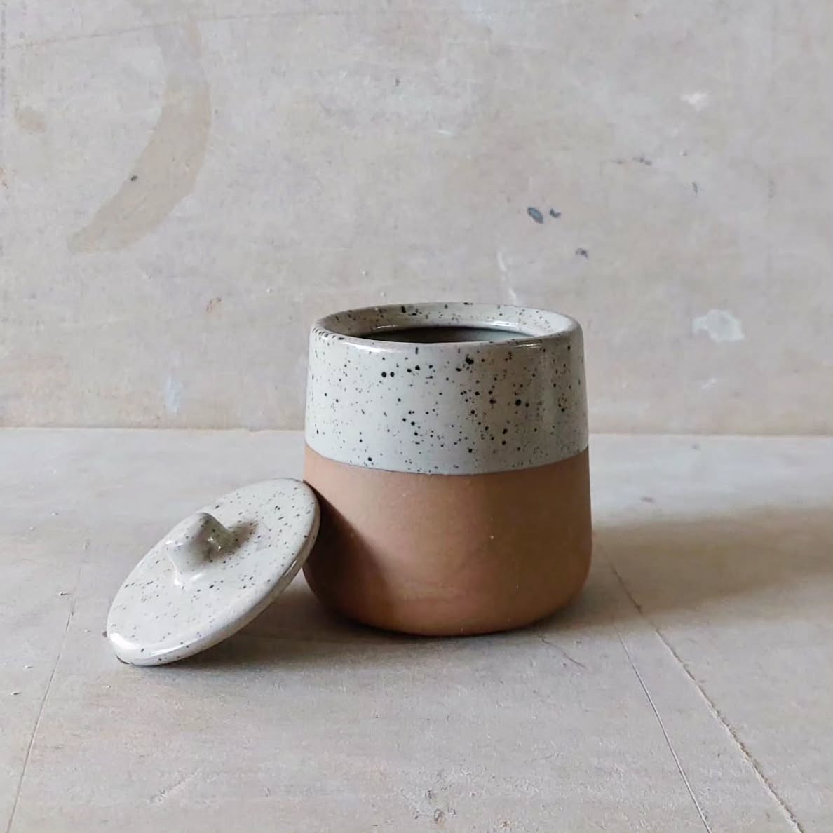 Ceramic Sugar Bowl w/Lid