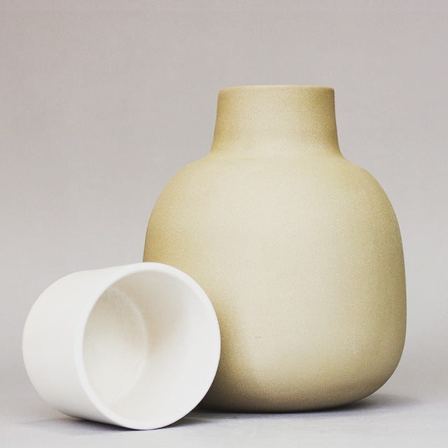 Large Ceramic Jug w/Lid - 2.5LT