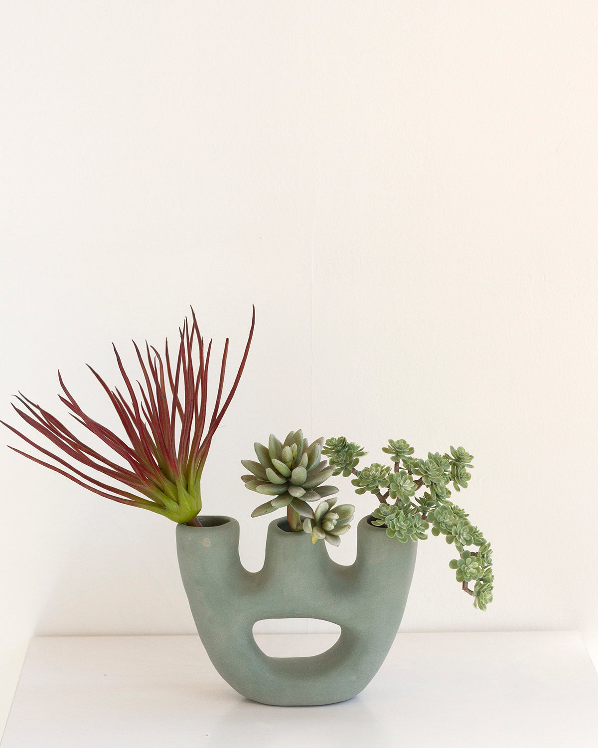 Gravity Clay Vase - Special Edition Emerald Green