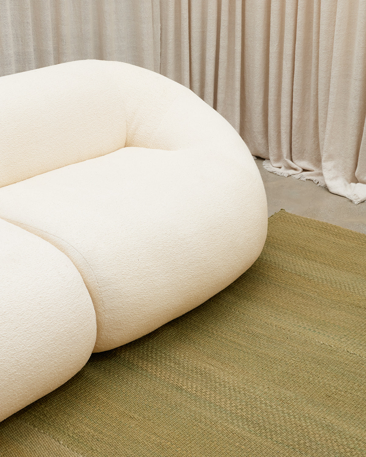 Awanay Verde Carded Wool Rug