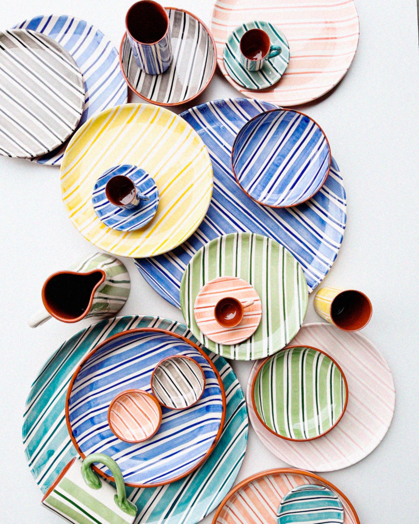 Casa Cubista Cabana Plates and Bowls - Blue