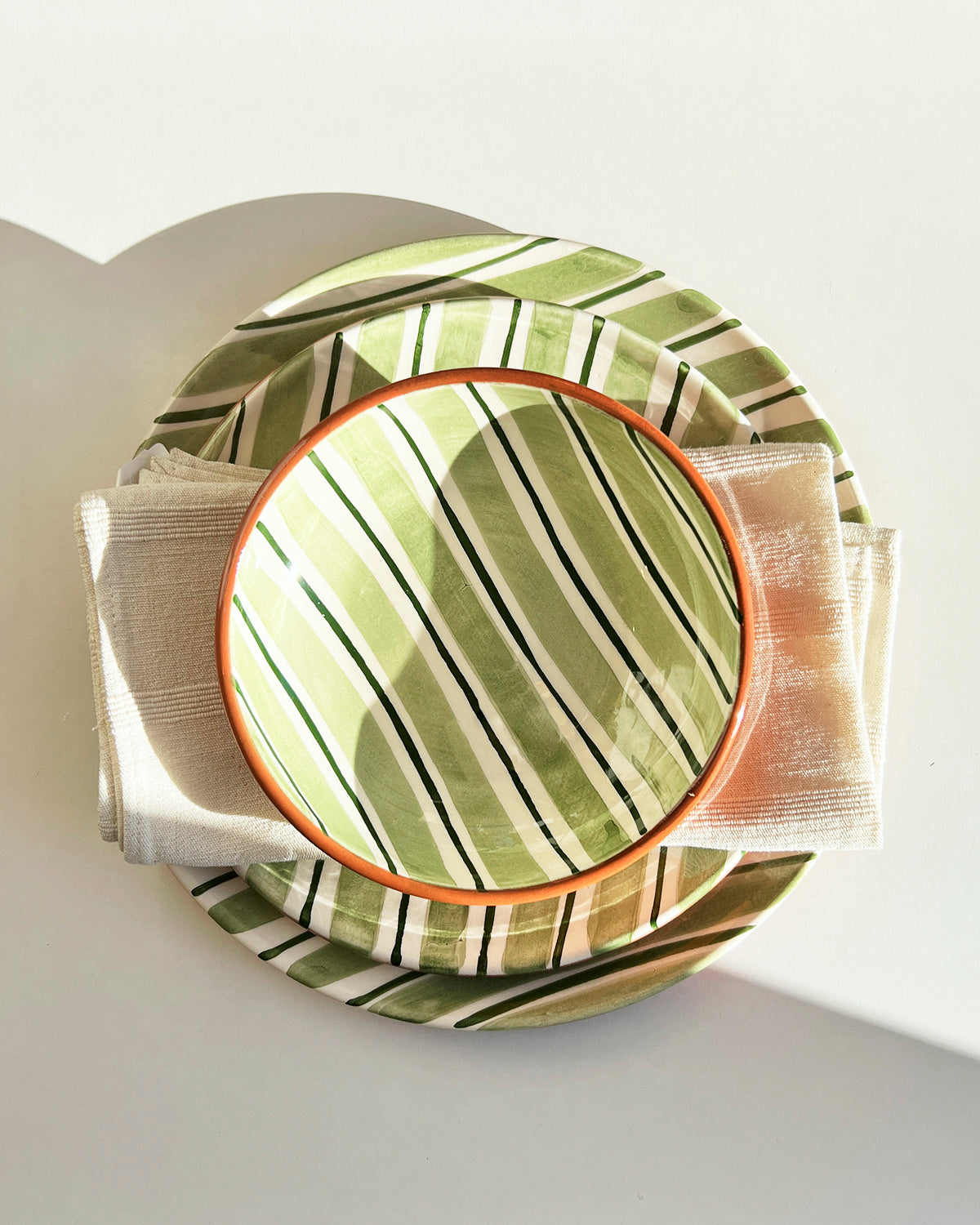 Casa Cubista Cabana Plates and Bowls - Green