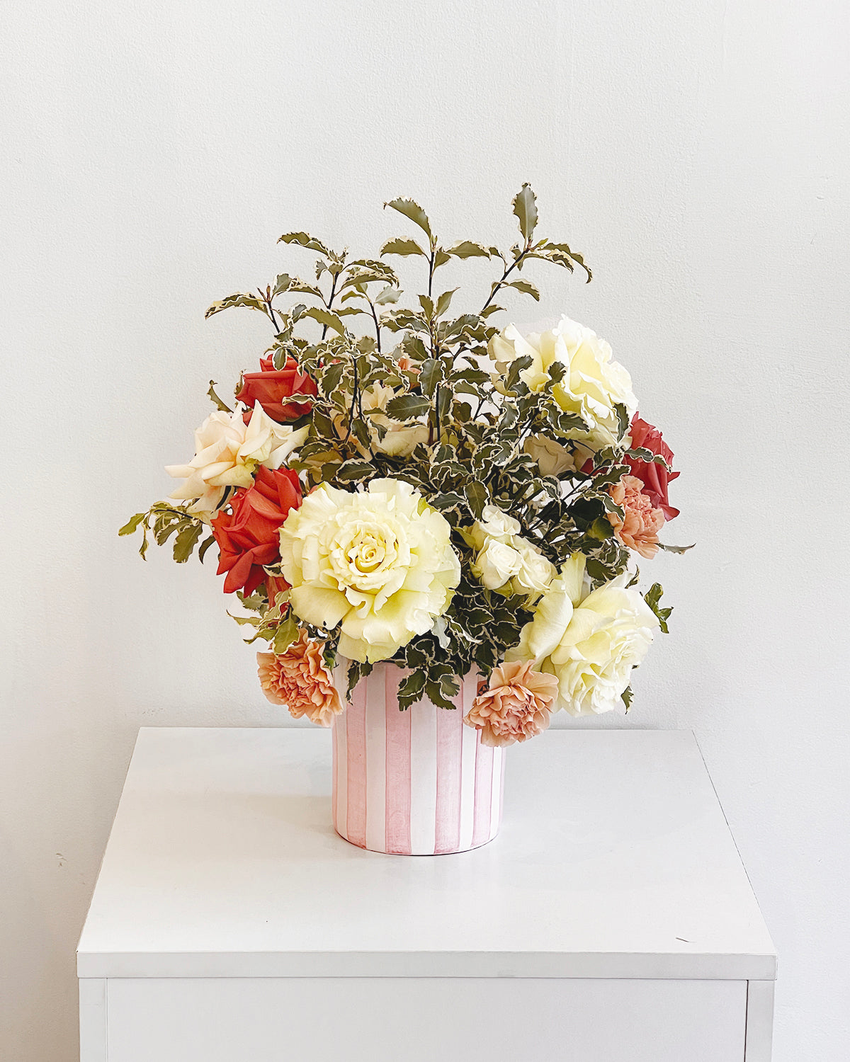 Casa Cubista Small Bold Stripe Vase in Mauve Pink