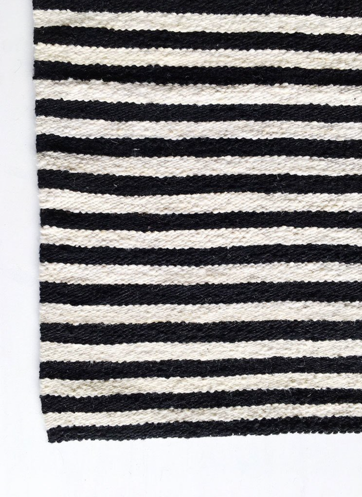 Awanay Capricornio Flat Weave Rug