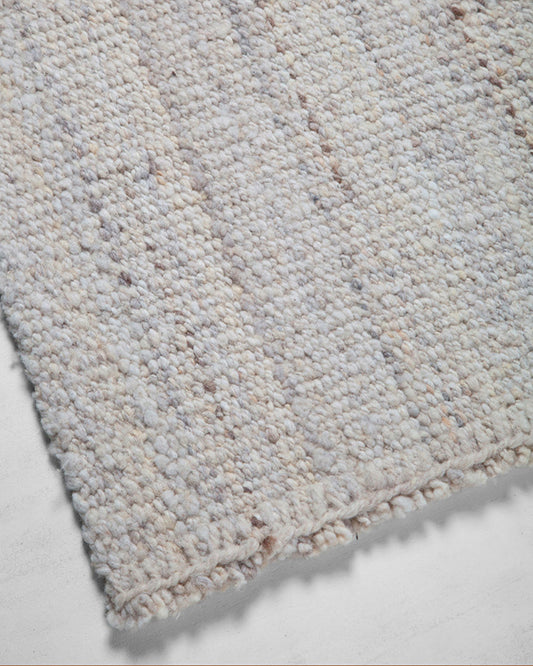 Ovejas light rug sample