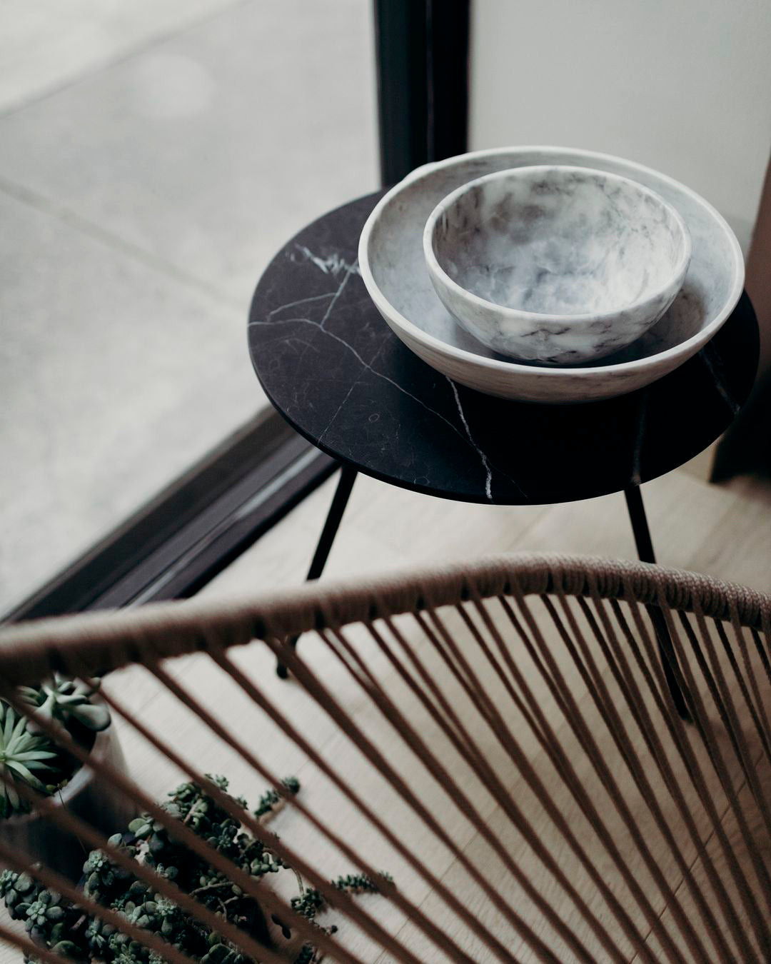Ming bowl with chica bowl inside