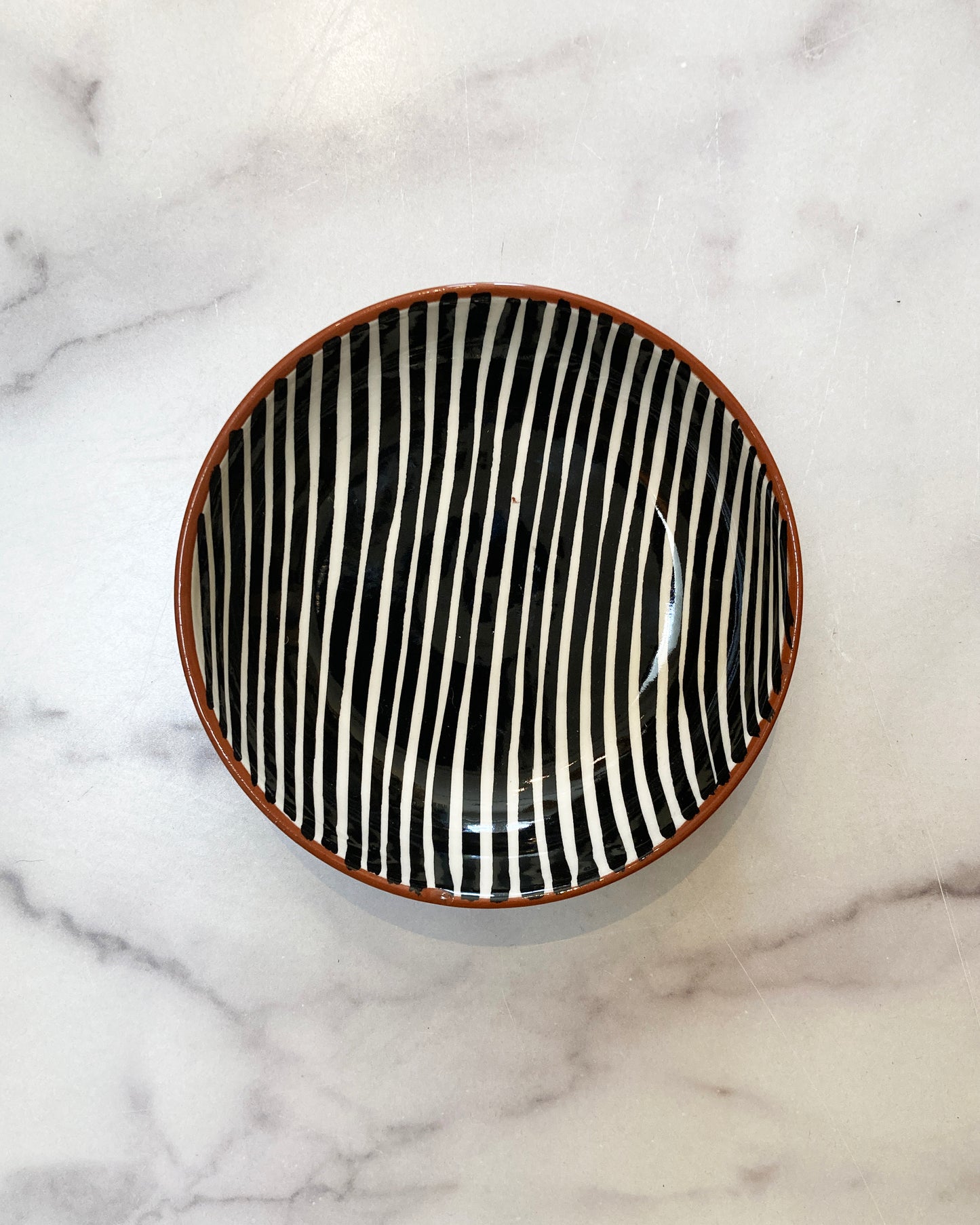 Stripe pattern bowl
