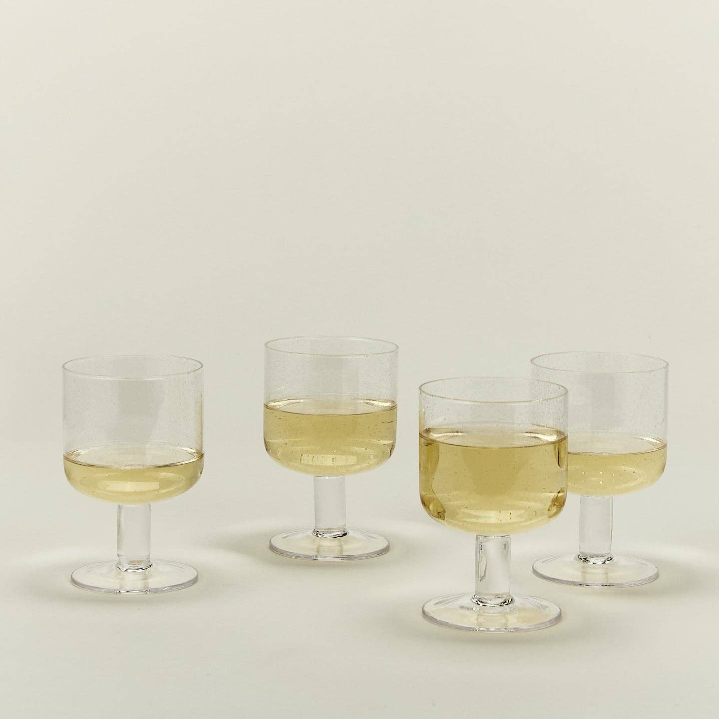 Simple Seeded Glassware – Stemmed – Set of 4 (Clear)