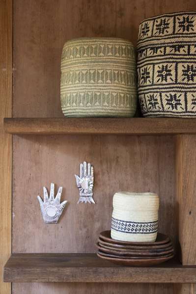 Black and Natural Woven Palm Baskets with Lid (Copy)