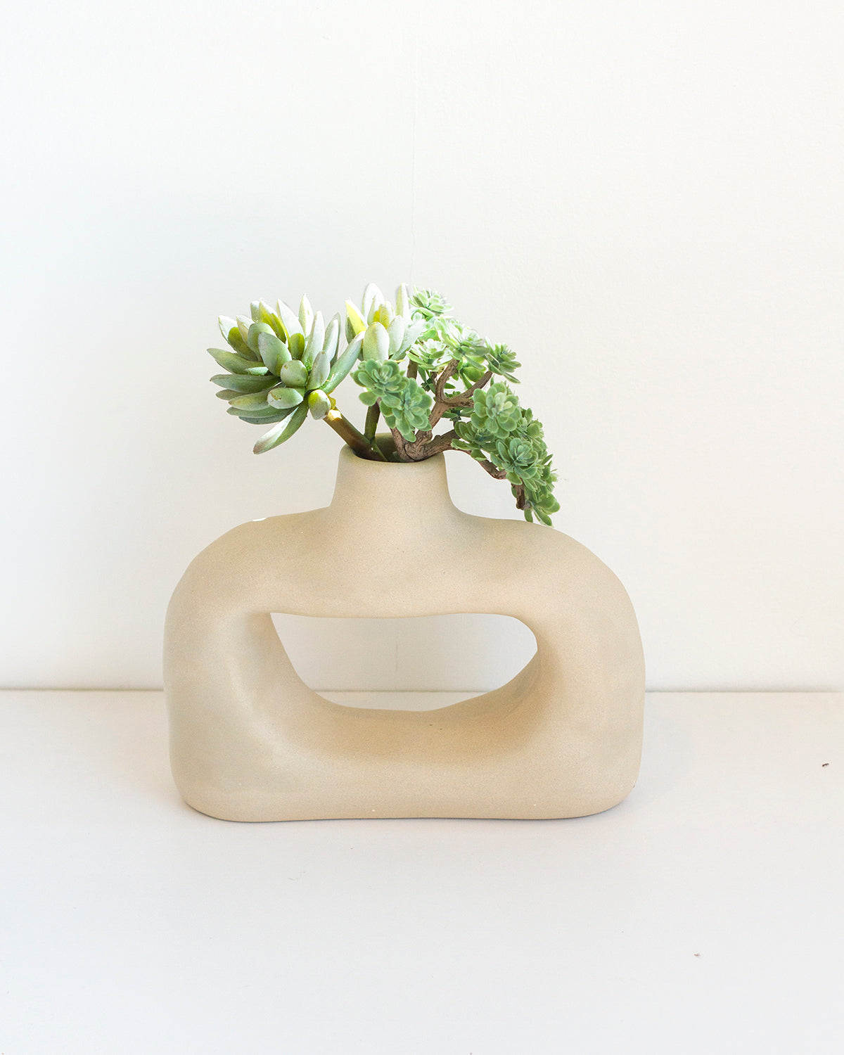 Nook Clay Vase - Natural