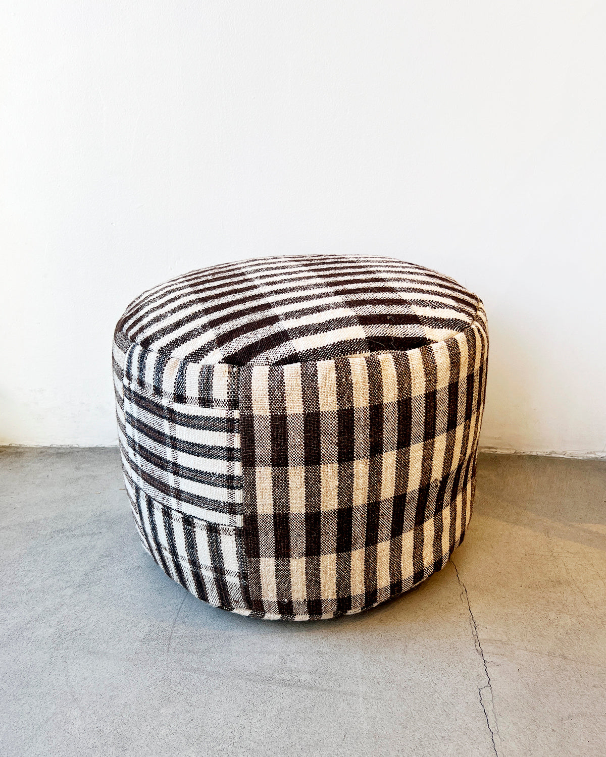 Isabel Checkered Round Pouf Ottoman