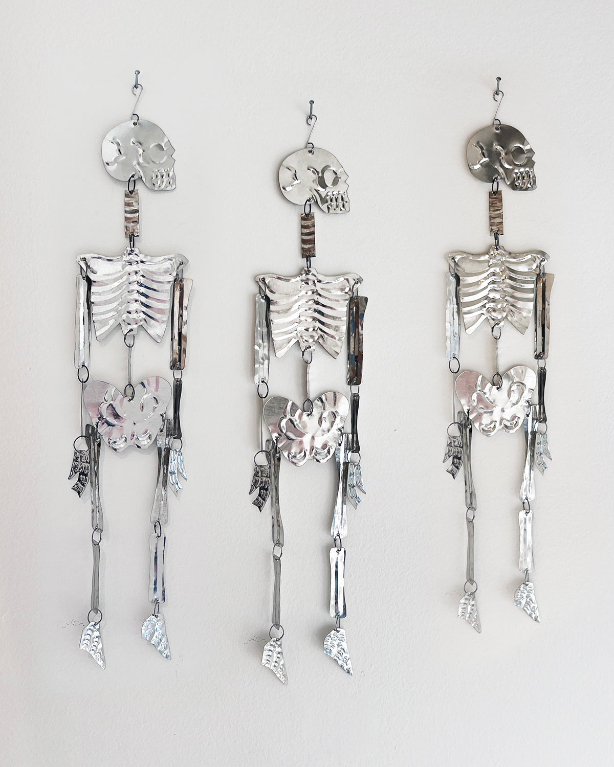 Silver Skeleton Milagro