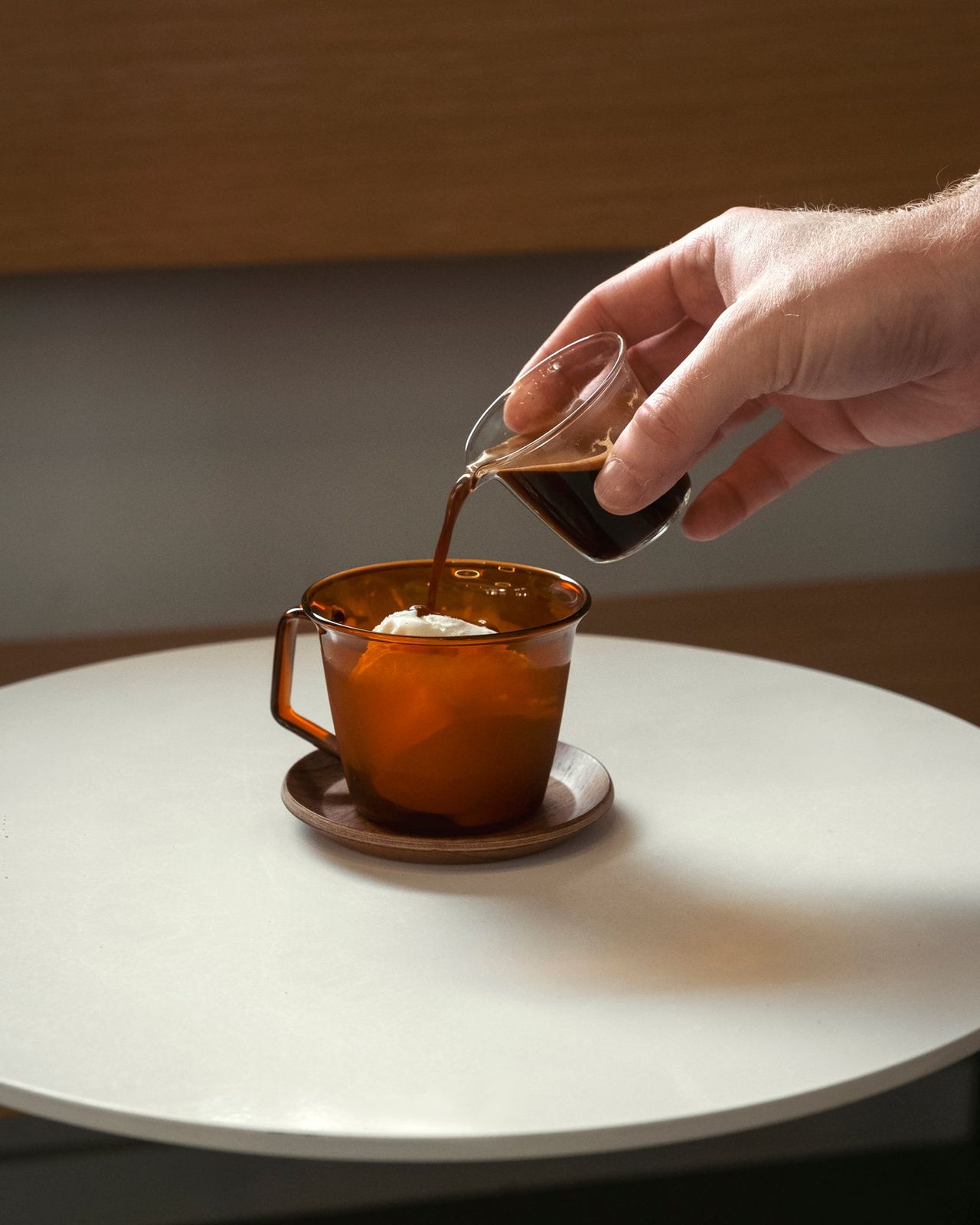 CAST AMBER mug 220ml