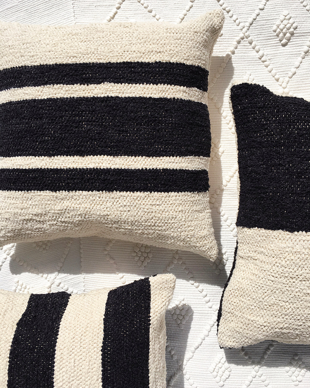 Casa Cubista Striped Pillow - Black