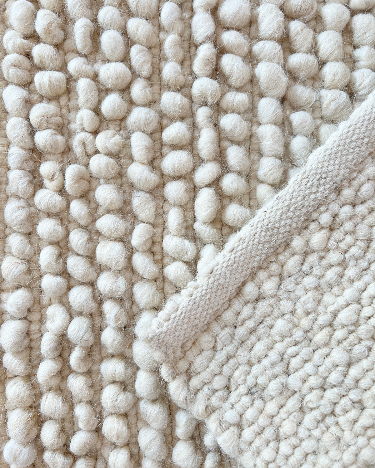Fatima Bobble Wool Area Rug in White 2.5ft by 4ft – atacama home