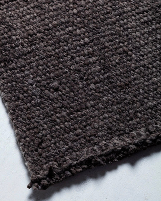 Medium weave gris noche rug sample