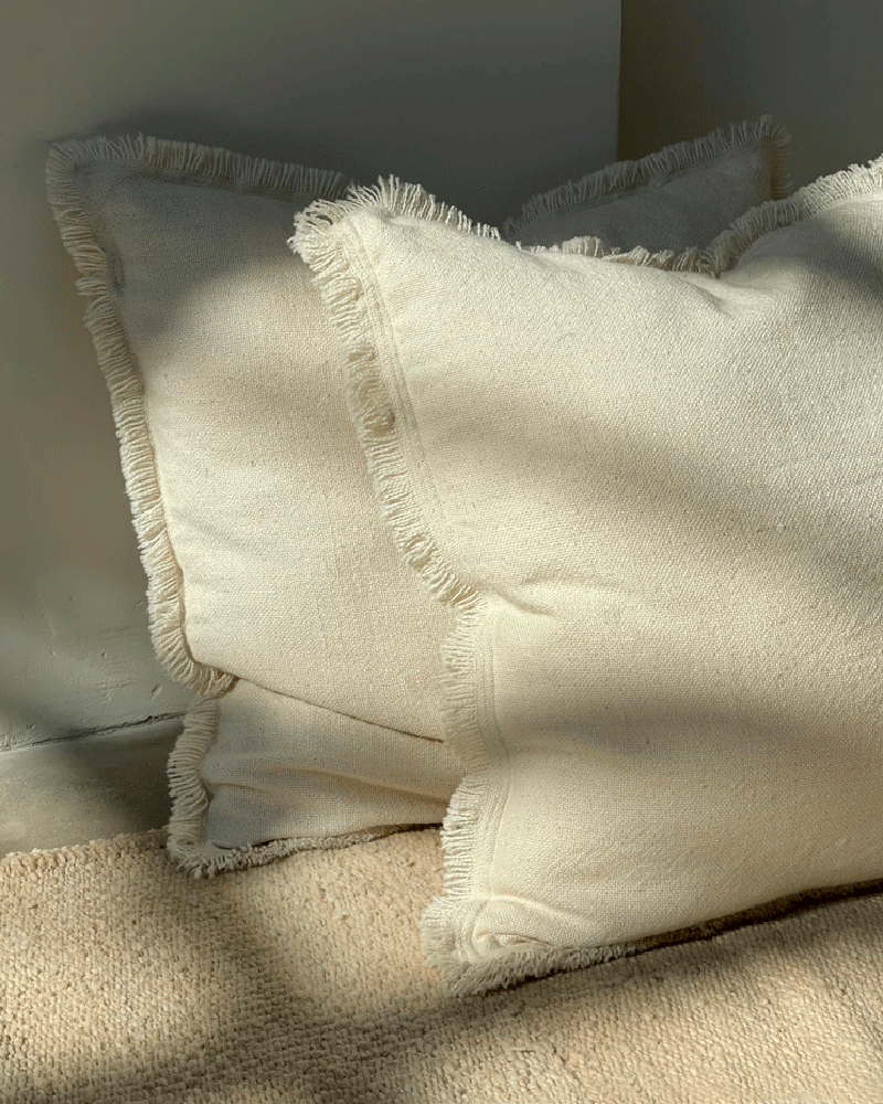 Awanay Otono Cream Fringe Wool Pillow