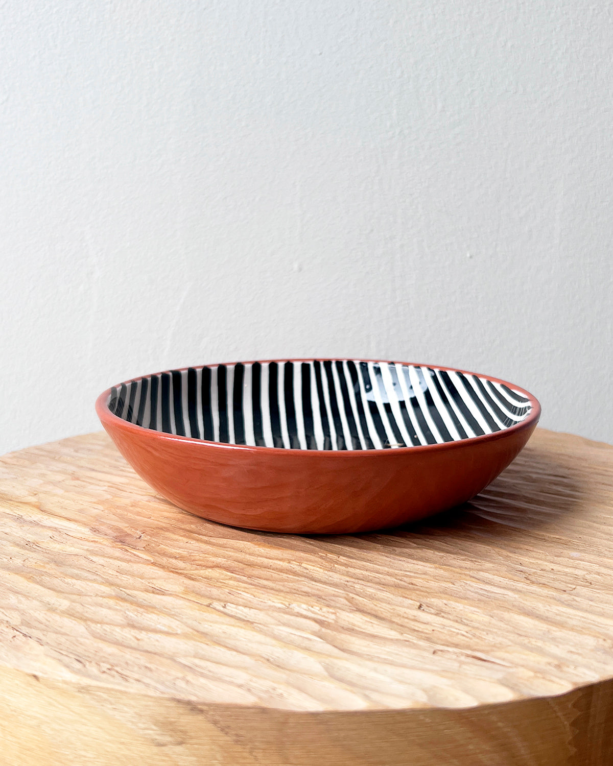 Casa Cubista Stripe Pattern Plates and Bowls